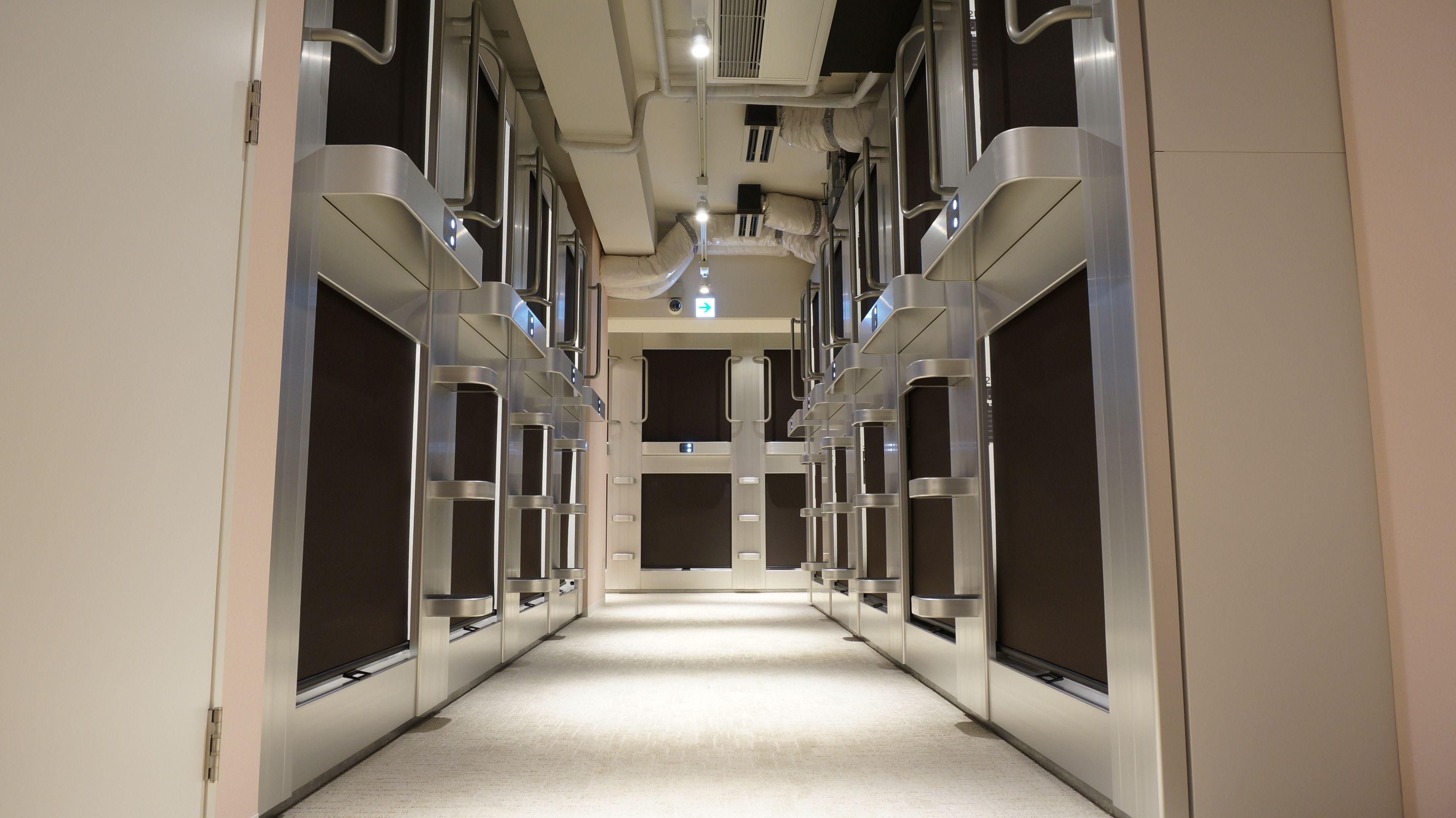 Akihabara Bay Hotel — Fotos 1
